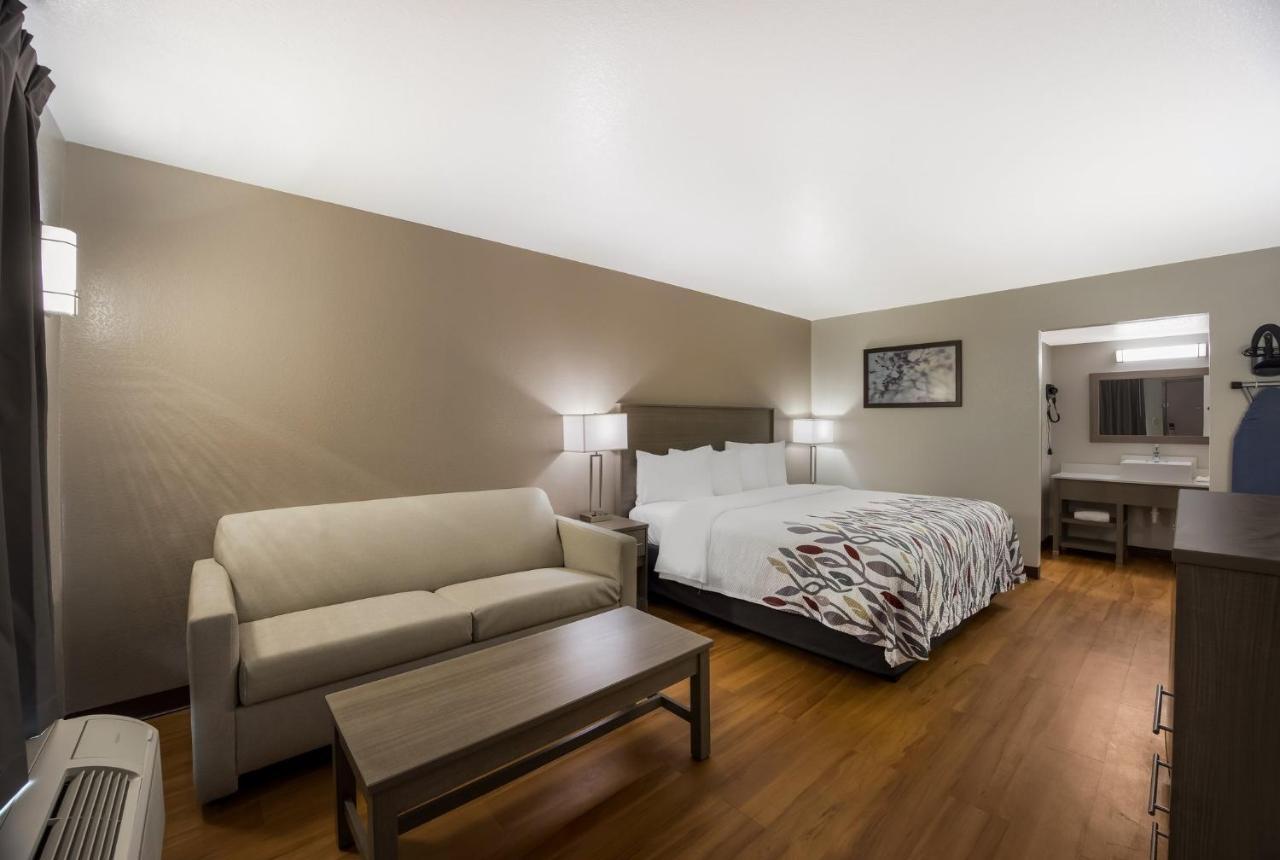 Red Roof Inn & Suites Thomasville Dış mekan fotoğraf